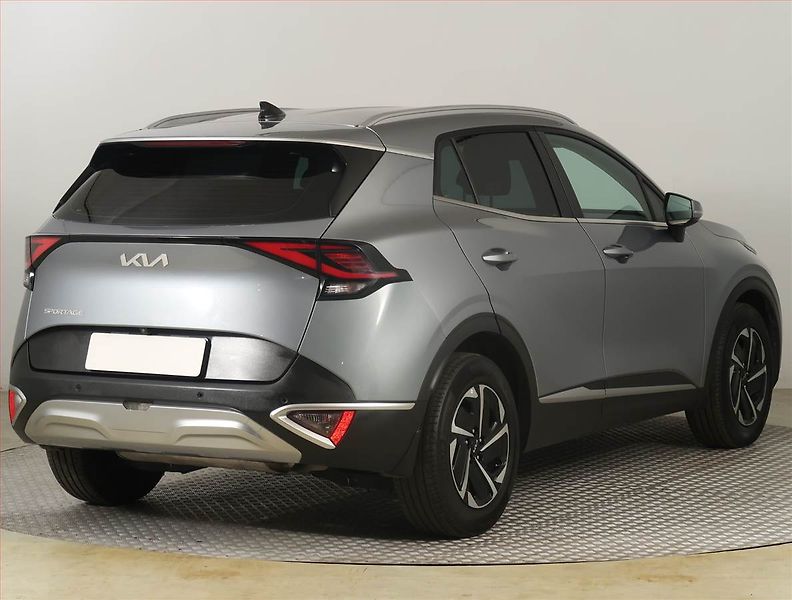 Kia Sportage (2022) 1.6 T-GDI - fotka 5 z 19