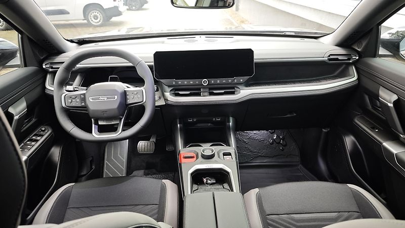 Jeep Compass (2026) First Edition  hybrid 145PS AT - fotka 18 z 41