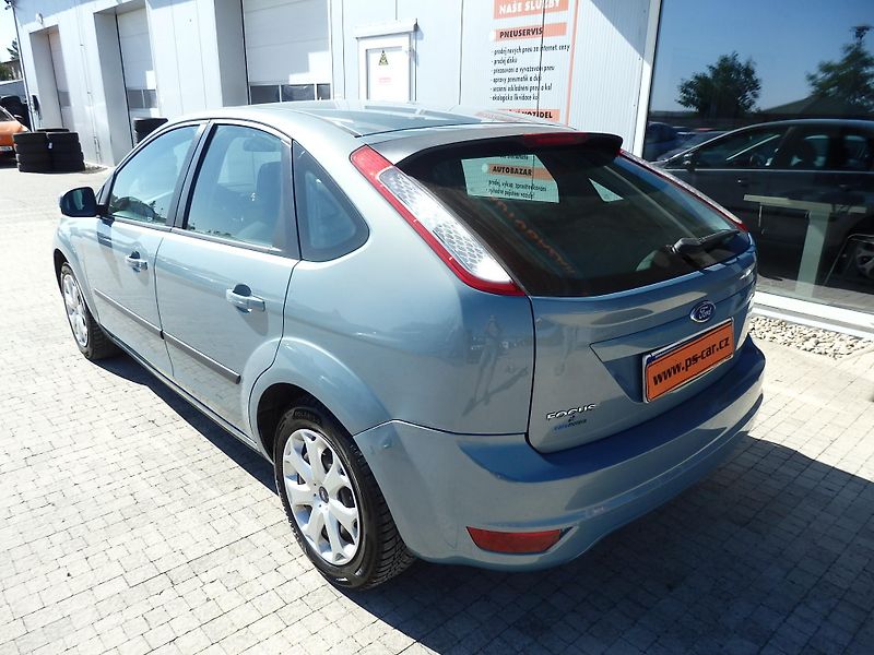 Ford Focus 1.6i 6x AIRBAG, KLIMATIZACE - fotka 5 z 14