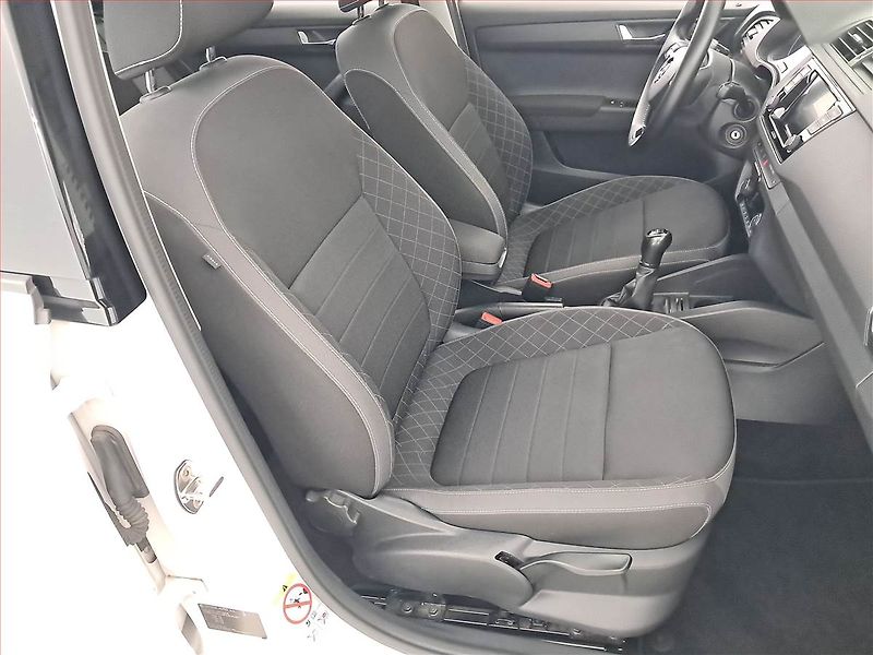 Škoda Fabia (2023) 1.0 TSI, ČR,1.maj, Tempomat - fotka 9 z 18