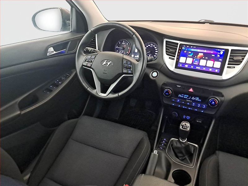 Hyundai Tucson (2017) 2.0 CRDi, 4X4, Serv.kniha - fotka 7 z 18