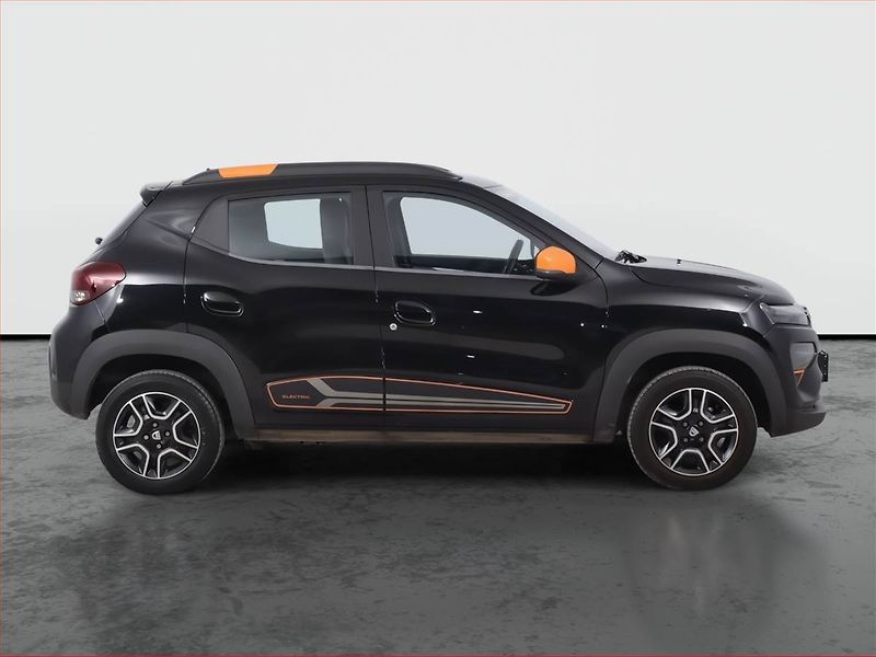 Dacia Spring (2022) Electric 45 (27 kWh), SoH 93% - fotka 6 z 18