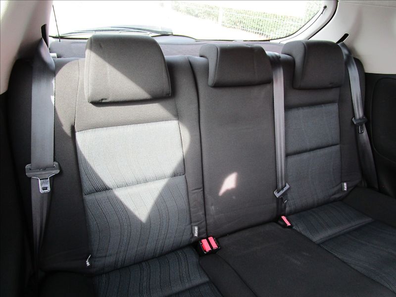 Peugeot 207 1.4i 54kW - fotka 21 z 35