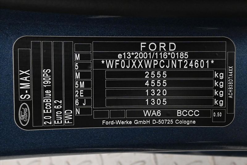 Ford S-MAX 2,0 EcoBLUE 140 kW AT8 7MÍST Z - fotka 13 z 32