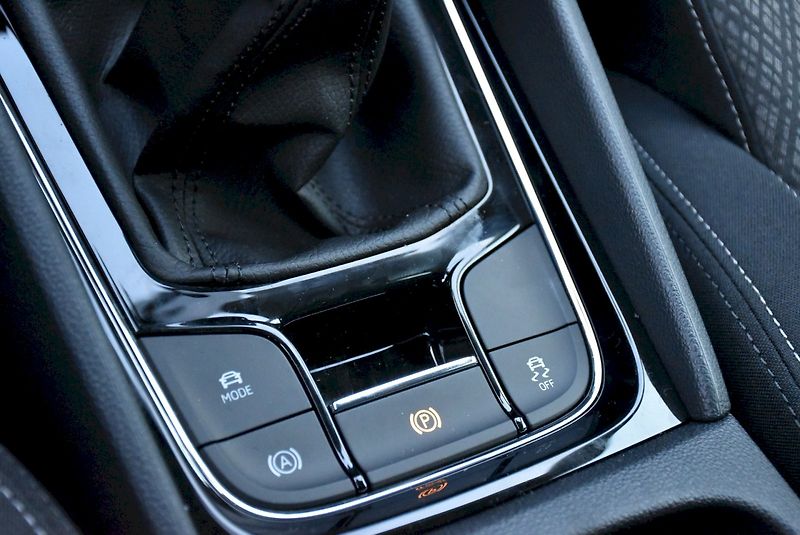 Škoda Karoq (2025) Top Selection 1,5 TSI 110 kW 6 - fotka 24 z 24