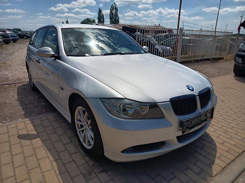 BMW Řada 7 (2006) 2.0 95kw - fotka 8 z 49