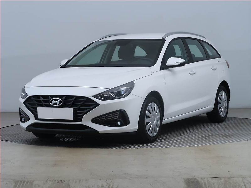 Hyundai i30 (2023) Comfort 1.5 DPI, ČR,1.maj - fotka 2 z 15
