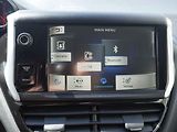 Peugeot 208 (2013) 1.2 PT, AC, tempo - náhled 15