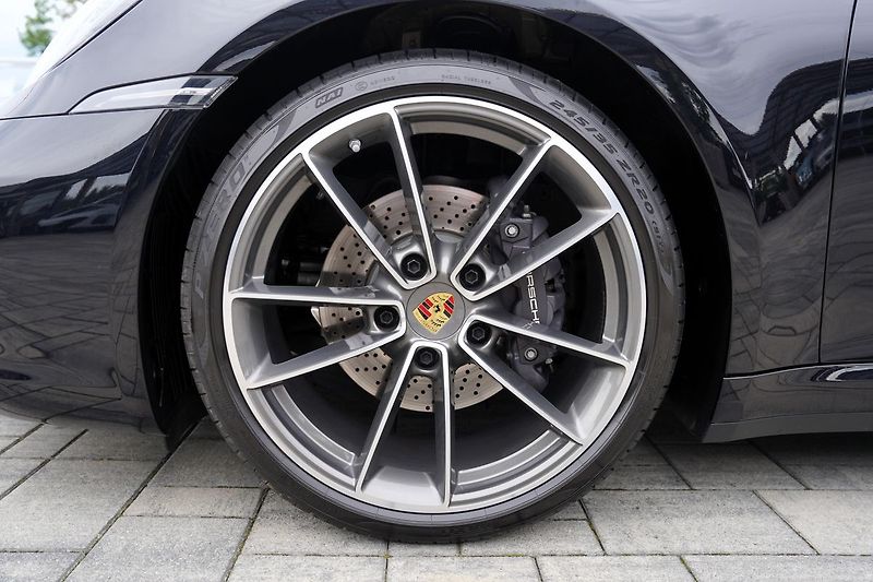 Porsche 911 Carrera 4/PDK/Sport chrono/21 - fotka 21 z 48