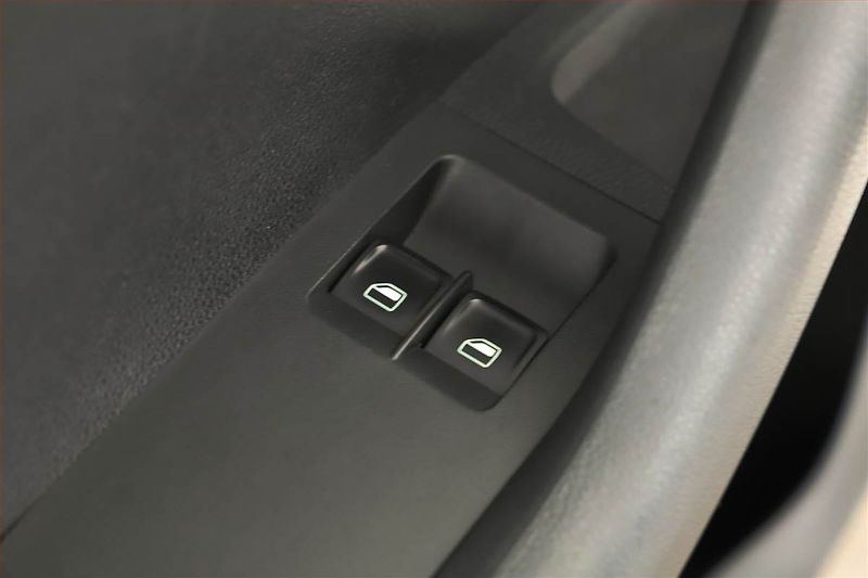 Škoda Octavia (2015) 1.6 TDI, Navi, Tempomat - fotka 15 z 15