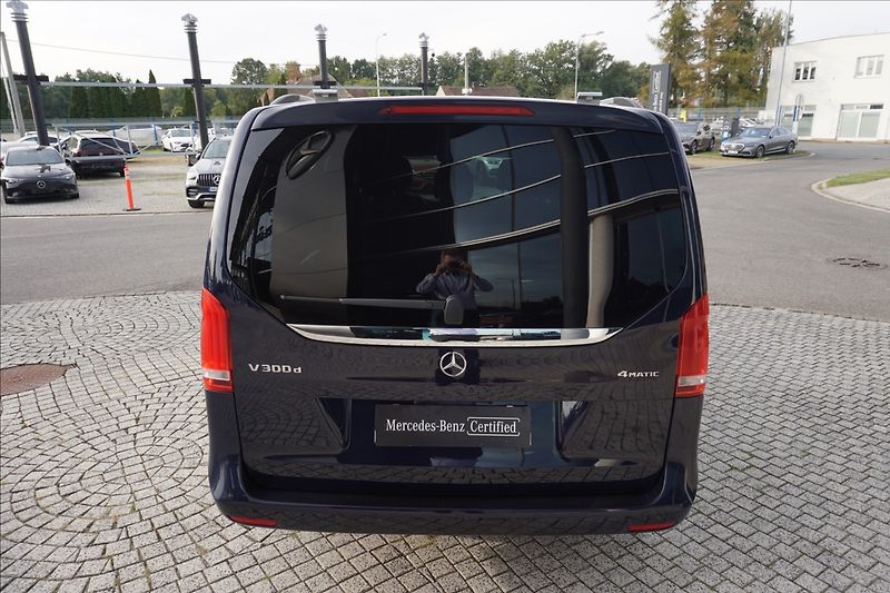 Mercedes-Benz Třídy V 2,0 V 300d AVG L 4M CZ, servis - fotka 5 z 20