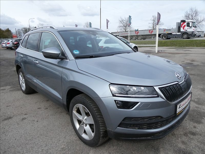 Škoda Karoq 2,0 TDi 110kW,DSG,4x4,1majitel - fotka 1 z 45