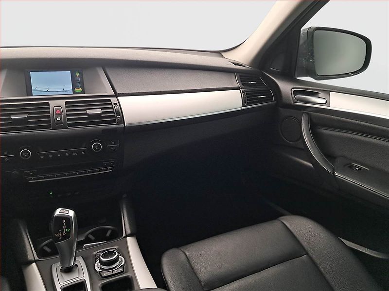 BMW X6 (2014) xDrive30d, 4X4, Automat - fotka 8 z 22