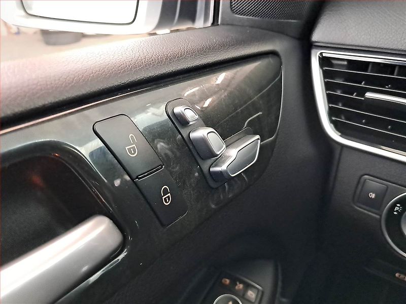 Mercedes-Benz GLE (2016) 400 - fotka 23 z 25