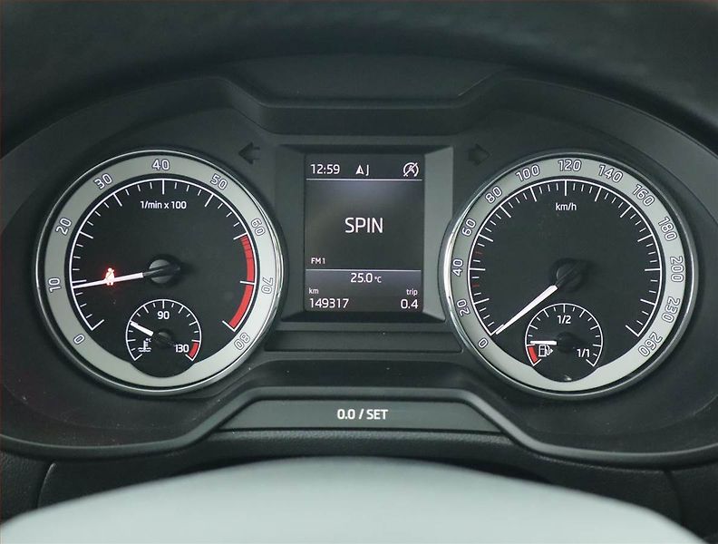 Škoda Octavia (2018) 1.5 TSI, Serv.kniha, Navi - fotka 11 z 15