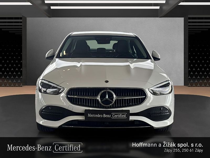 Mercedes-Benz Třídy C 220d 4MATIC - fotka 2 z 20