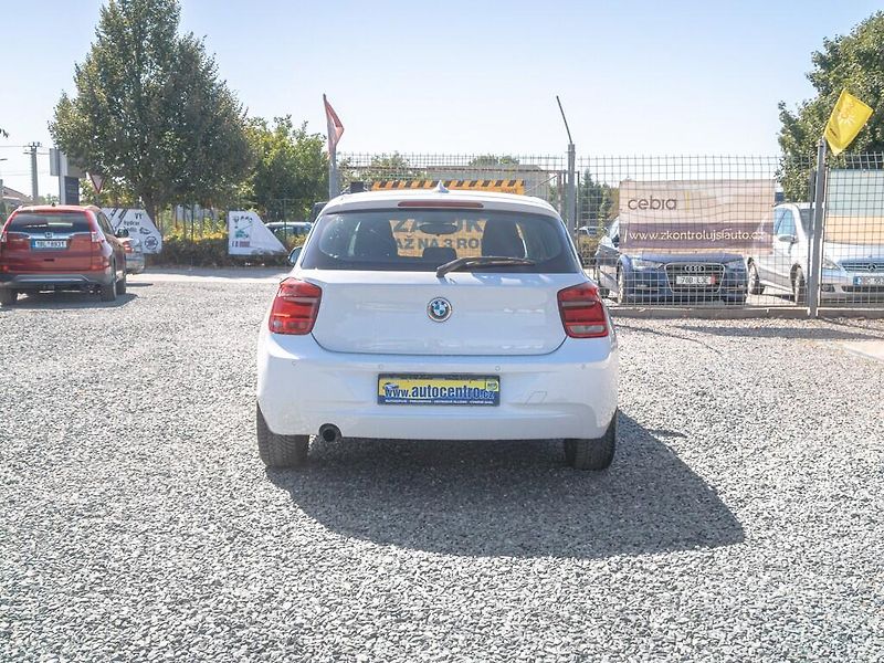 BMW Řada 1 (2013) 114i 75KW manuál - fotka 6 z 39
