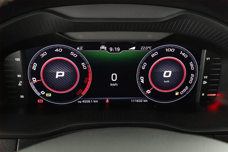 Škoda Karoq (2020) Sportline 1.5 TSI, ČR, AUTOMAT - fotka 8 z 23