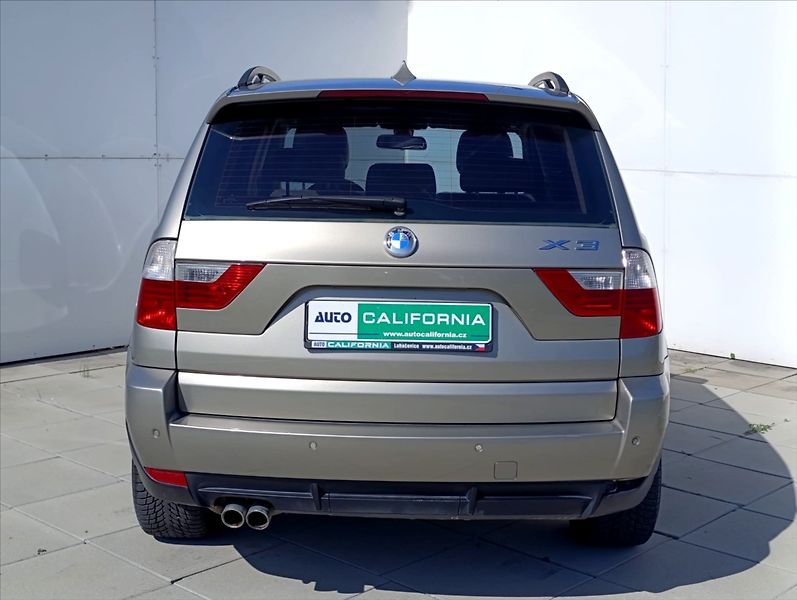 BMW X3 3,0 d aut 4x4 Kůže 1majitel ČR - fotka 8 z 36
