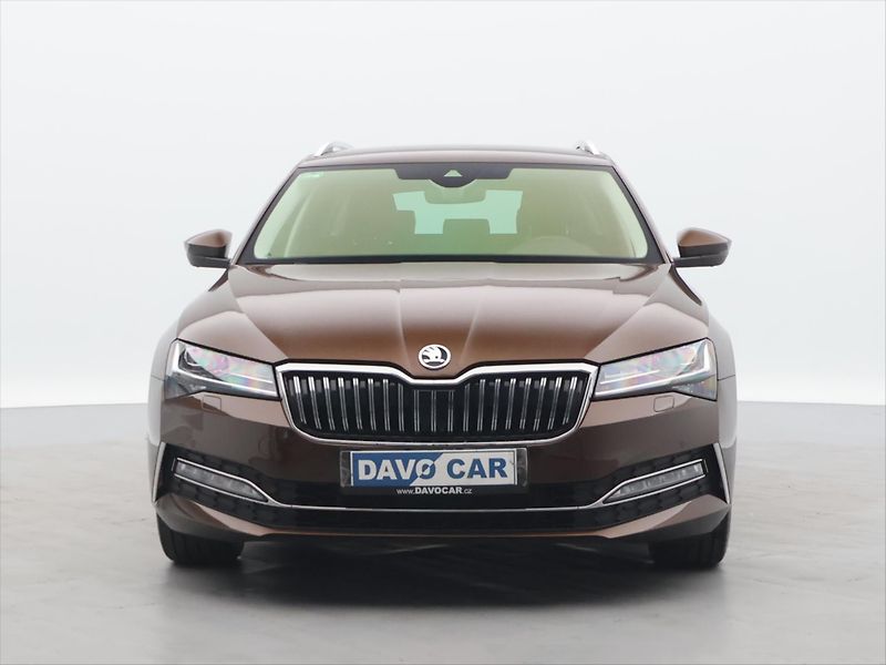 Škoda Superb 1,5 TSI 110kW L&K DSG CZ DPH - fotka 2 z 34