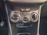 Peugeot 2008 (2017) 1.2 PT, Style, navi, TZ - náhled 13
