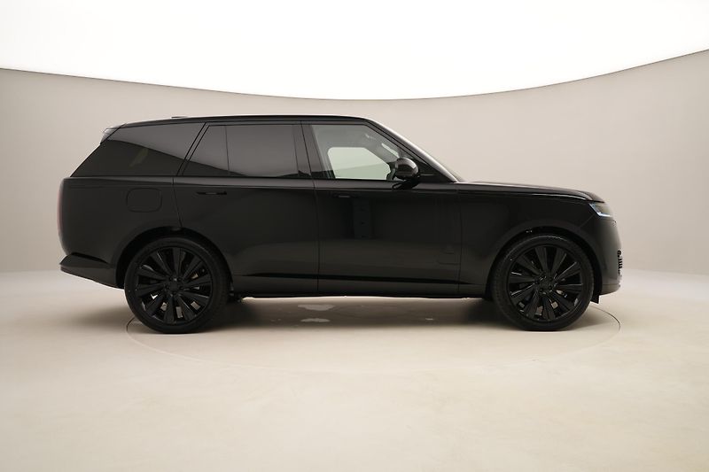 Land Rover Range Rover (2026) SV BLACK P615 SWB  - fotka 13 z 116