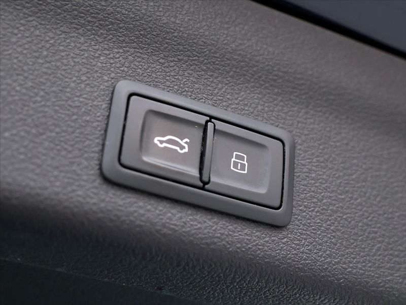 Audi A6 Avant 2.0 TDI 40tdi S-Tronic - fotka 12 z 44