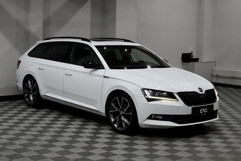 Škoda Superb 3 2.0 TSI 162 kW DSG Sportline - fotka 2 z 48