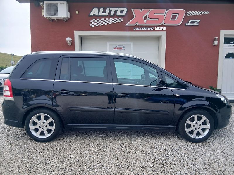 Opel Zafira 1.7 CDTi - fotka 2 z 34