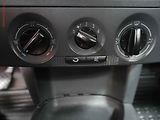 Škoda Fabia (2006) 1.4i, AC, el. výbava - náhled 13