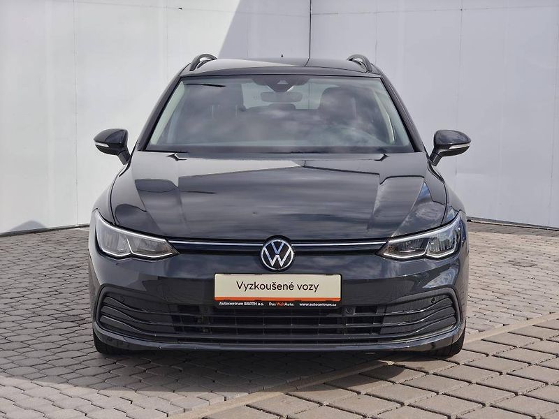 Volkswagen Golf Life 6G 1,0TSi - fotka 4 z 22