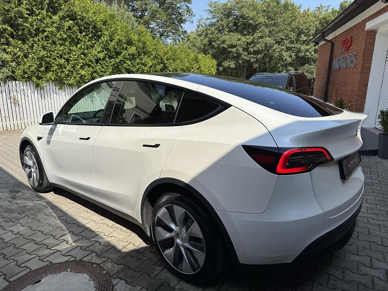 Tesla Model Y LONG RANGE 378KW-4x4-PANO-75KW - fotka 3 z 36