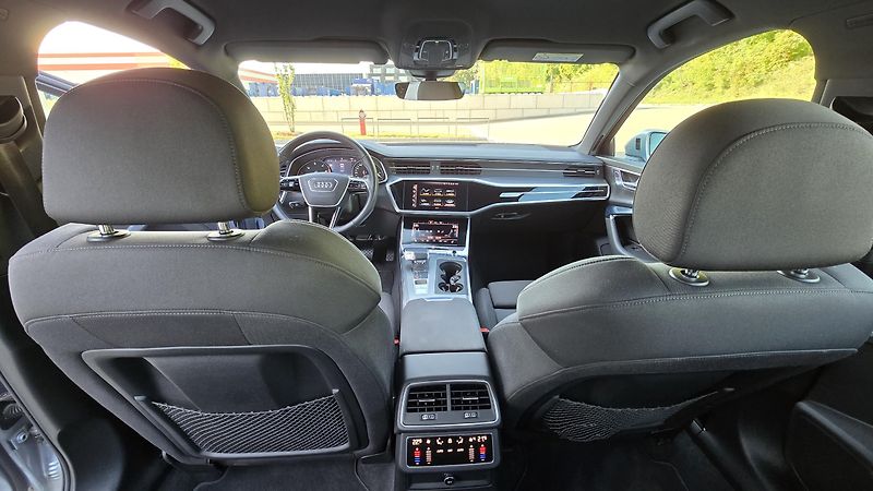 Audi A6 (2021) A6 Sport 50 TDI 4x4 tiptronic - fotka 24 z 32