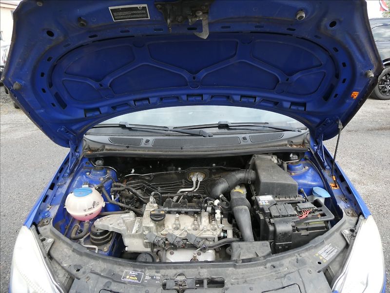 Škoda Fabia 1,2 HTP 1.MAJITEL, klimatizace - fotka 25 z 27