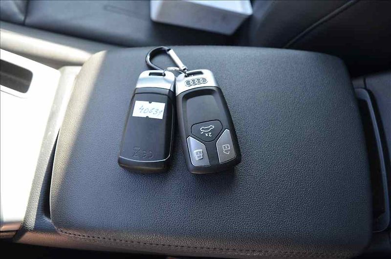 Audi A5 (2021) SPORTBACK 2,0 TDI AT - fotka 15 z 21