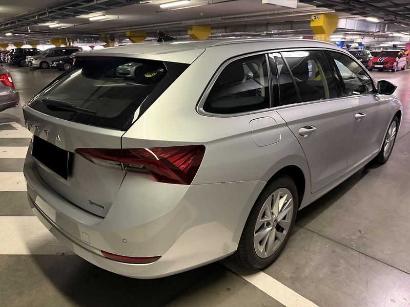 Škoda Octavia (2023) 1.5 TSi G-Tec 96kw DSG Style - fotka 4 z 13