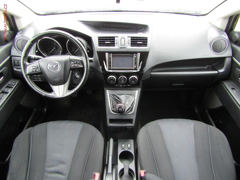 Mazda 5 (2012) 2.0i 7míst, autoAC - fotka 8 z 17