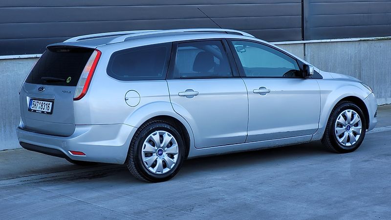 Ford Focus 2,0i LPG do 2032 - fotka 7 z 20