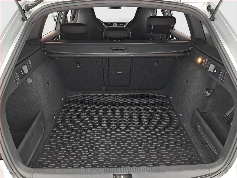 Škoda Octavia (2017) RS 2.0 TDI 4x4 DSG, 4X4 - fotka 14 z 22