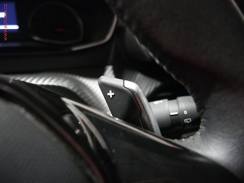 Peugeot 208 (2020) 1.2PT, Business, AT, LED - fotka 13 z 18