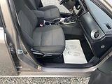 Toyota Auris 1.8i 16v HYBRID AUT NAVI CAM!! - náhled 131