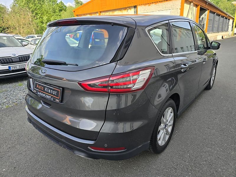 Ford S-MAX TITANIUM 2.0 132kW LED + NAVI - fotka 4 z 42