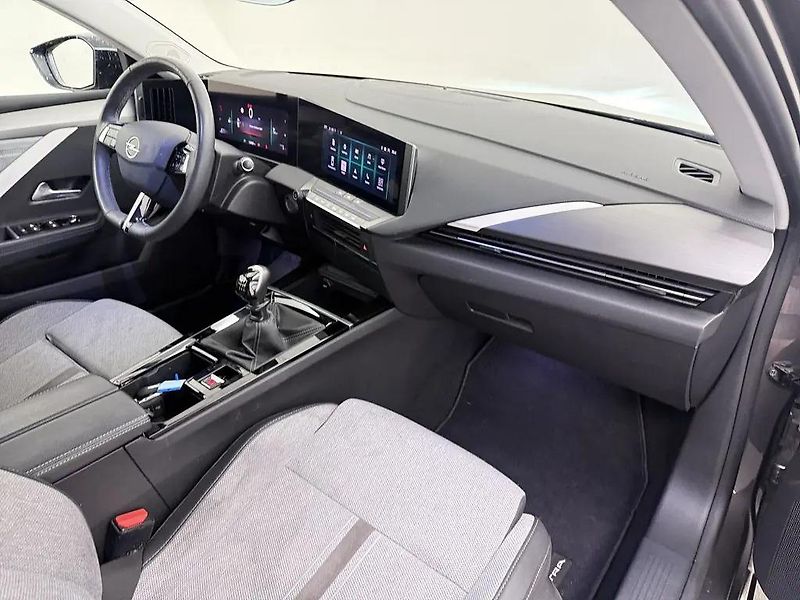 Opel Astra 1.5CDTi 96kW Elegance 1Maj DPH - fotka 4 z 10