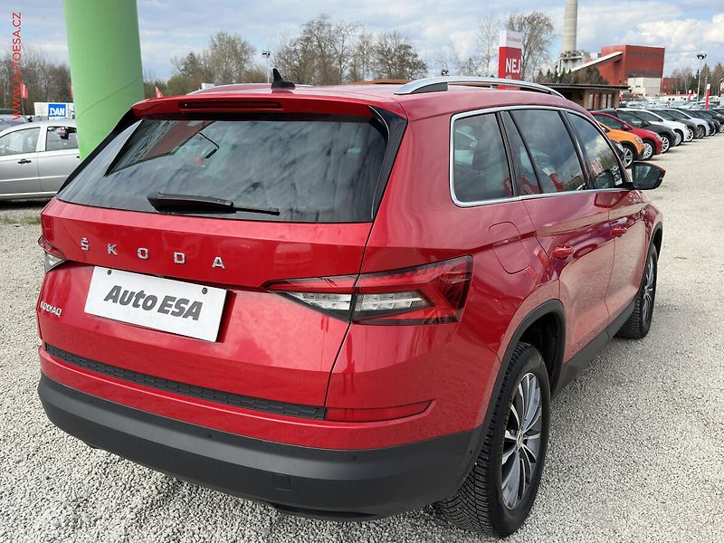 Škoda Kodiaq (2020) 2.0 TDi, Style, DSG, TZ - fotka 4 z 24