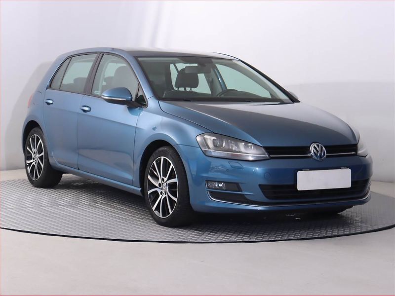 Volkswagen Golf (2014) 1.4 TSI, Serv.kniha, Xenony - fotka 1 z 21