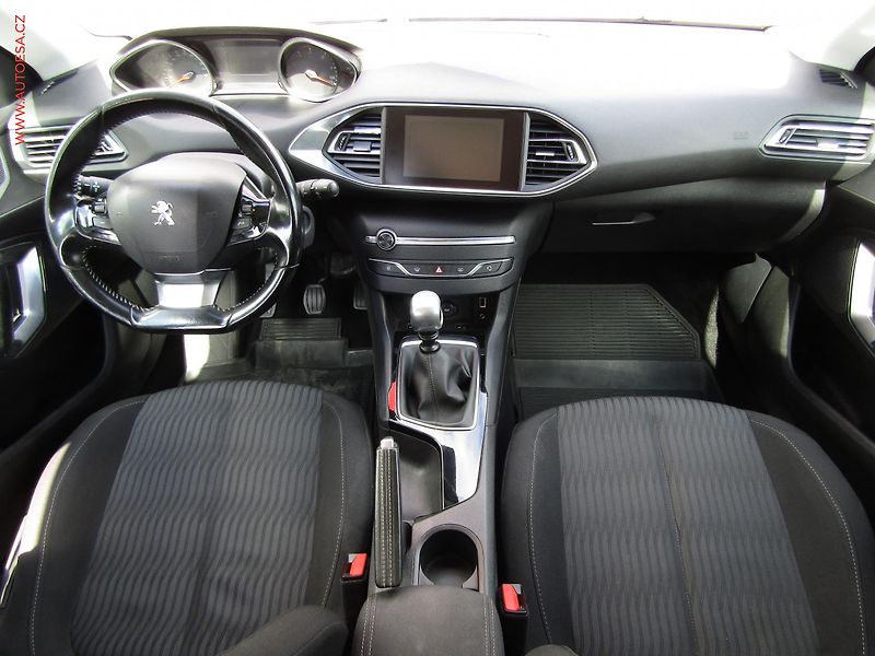 Peugeot 308 (2016) 1.6 HDi, ČR, Active, navi - fotka 8 z 20