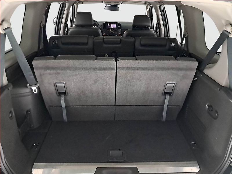 Nissan Pathfinder (2011) 2.5 dCi, 4X4, Automat, 7 míst - fotka 26 z 27