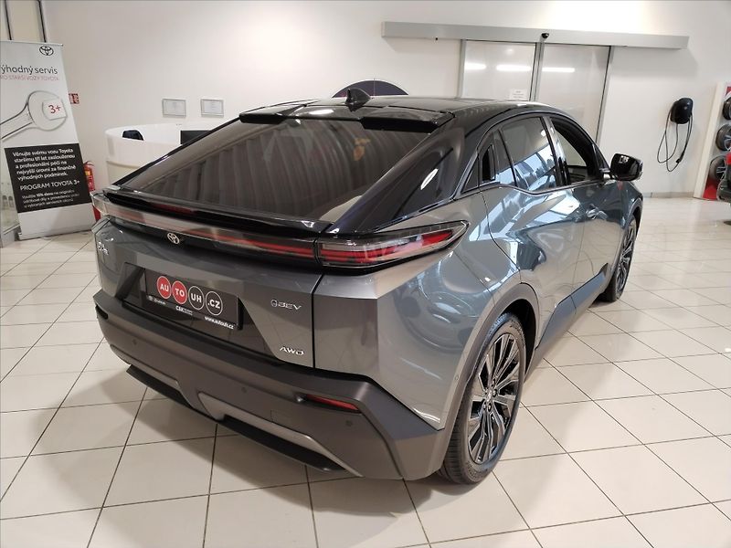 Toyota C-HR (2026) BEV 77 kWh  AWD EXECUTIVE VIP - fotka 3 z 12