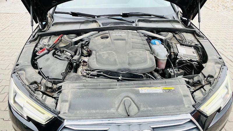 Audi A4 (2016) Avant 2,0 TDi - fotka 17 z 19