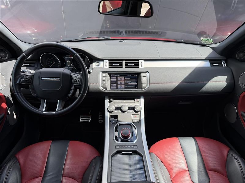 Land Rover Range Rover Evoque 2,2 SD4 DYNAMIC AT 4WD ČR - fotka 17 z 46